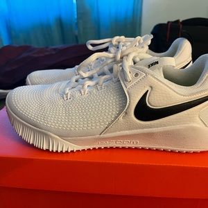 White/Black W Nike Zoom Hyperace 2.